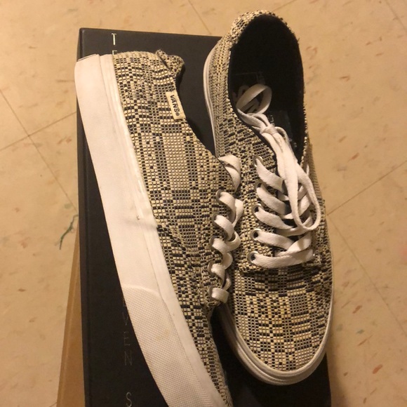 Vans Shoes - Women Size 9 Vans Sneaker